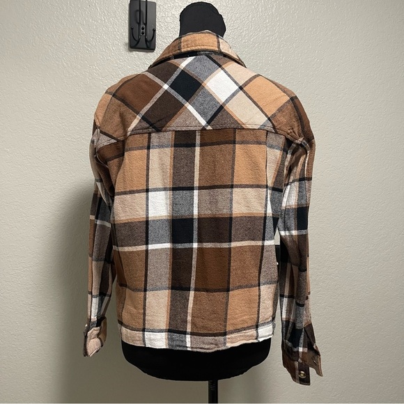 Beachlunchlounge Brown Coffee Plaid Boxy Button Down Flannel Shacket Small - Picture 6 of 7